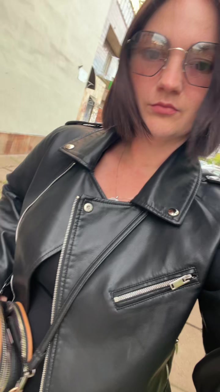 @Lena Va