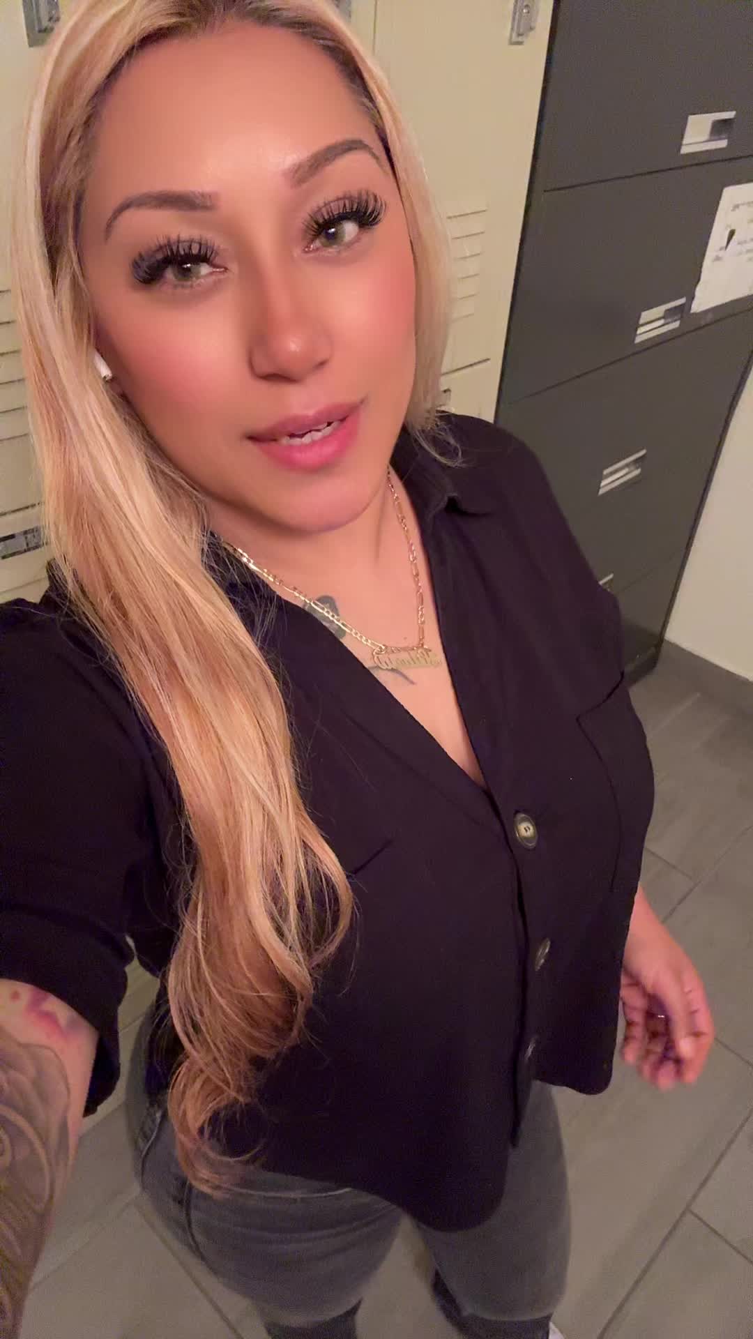 @Hilary Orrosquieta 🥀
