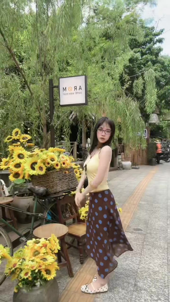 @LyyHouy