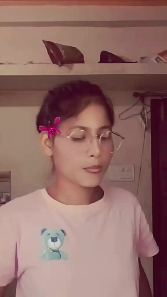 @ÏM NAINA ☘️