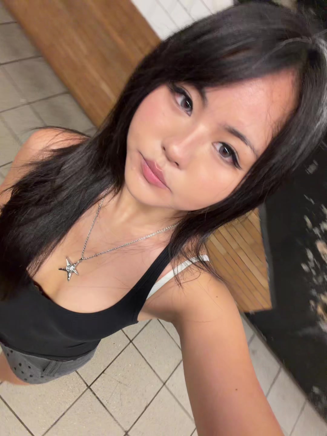 @Isabella