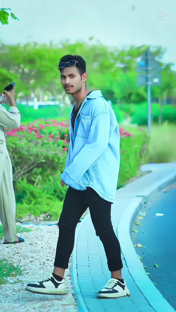 @SONU ZiDDi KiNG