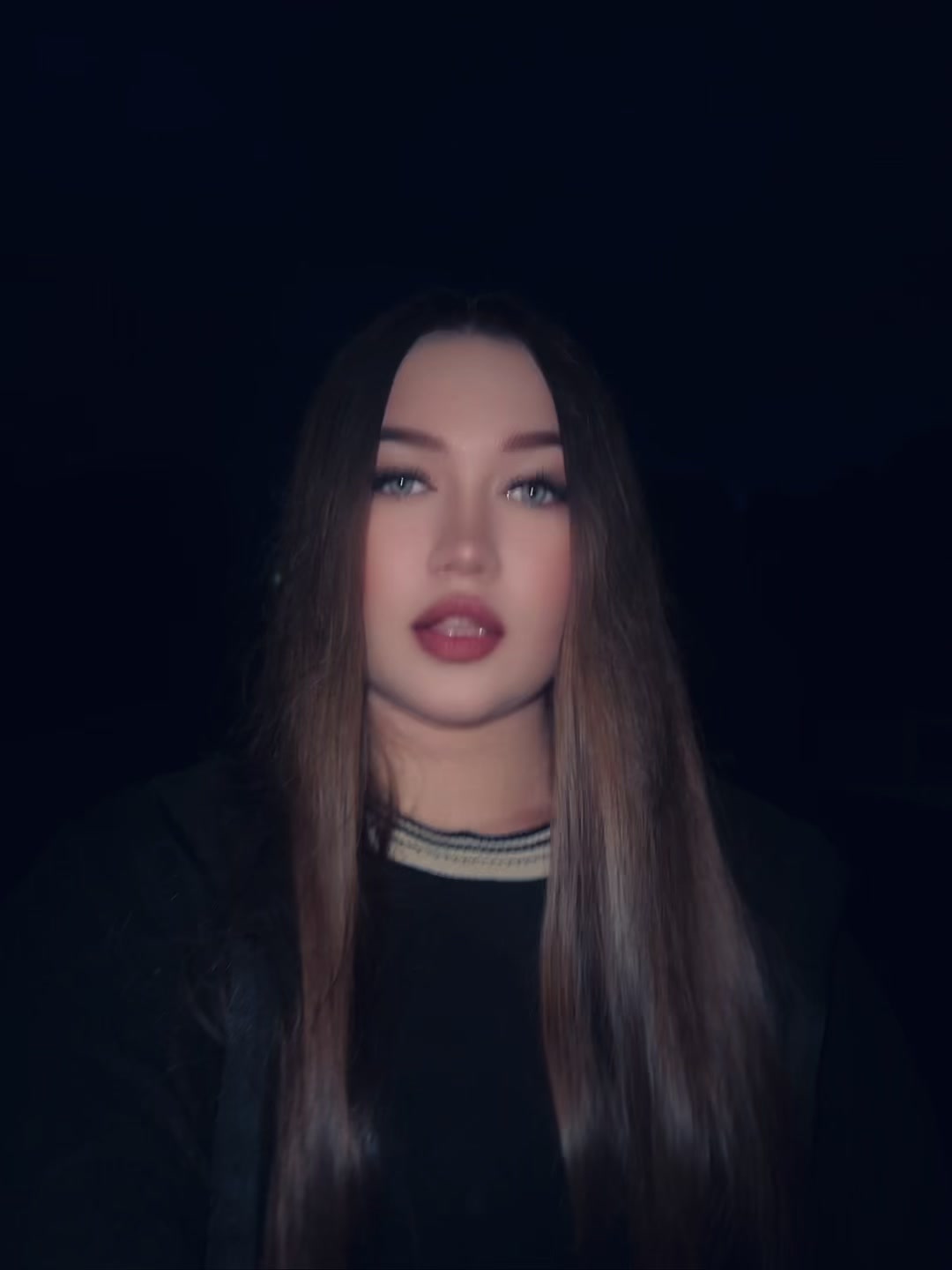 @👸🏻🖤