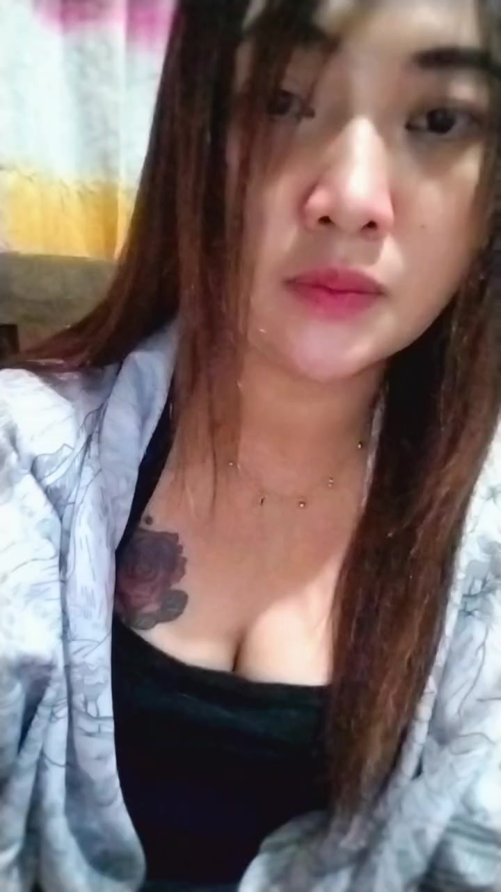 @Dek_feby