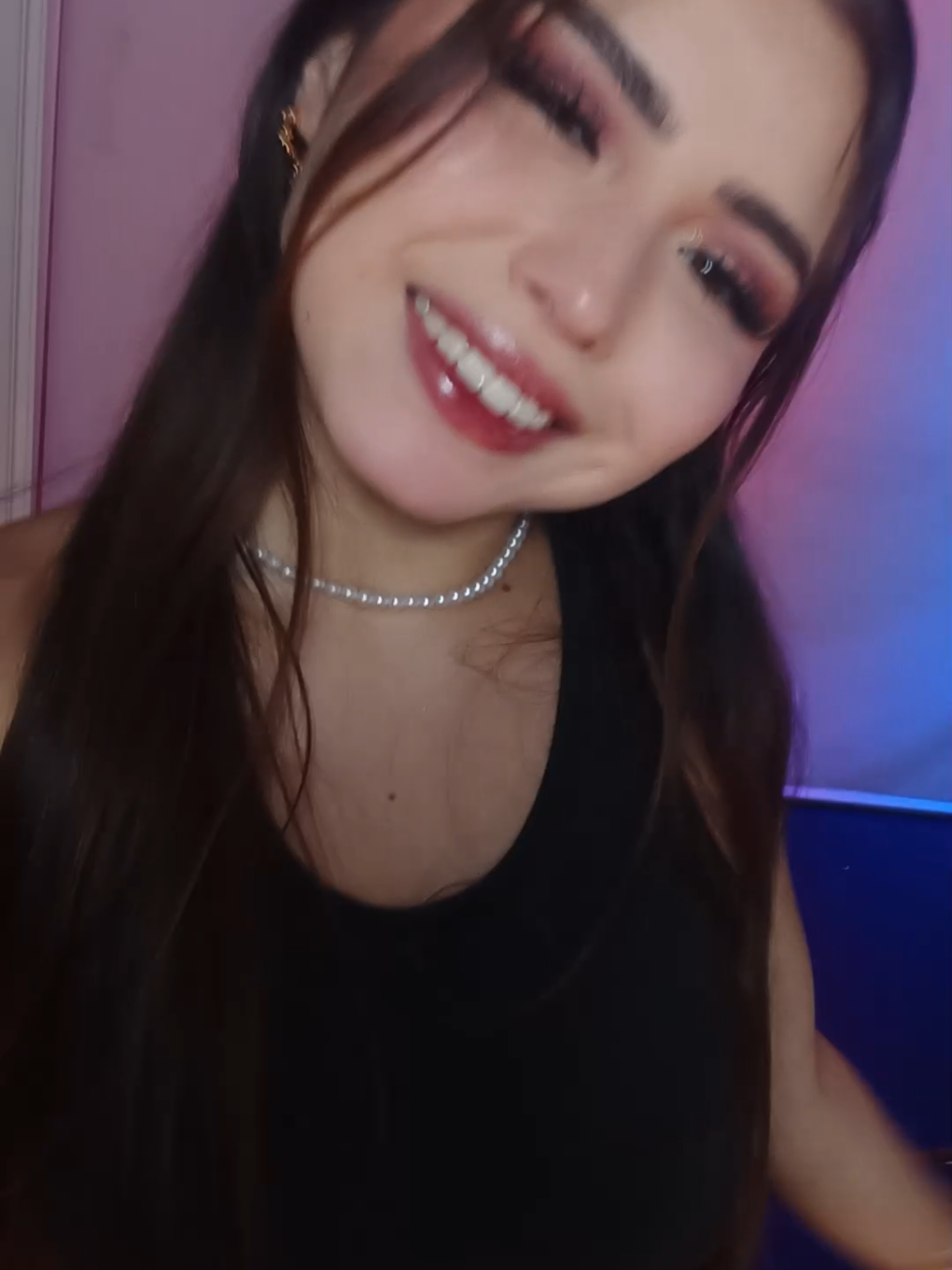 @𝓒𝓪𝓻𝓸𝓵🍒D'M