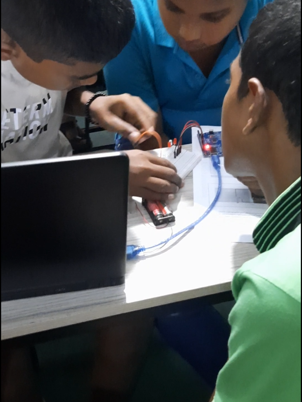 @Ruwan Kohombakanda