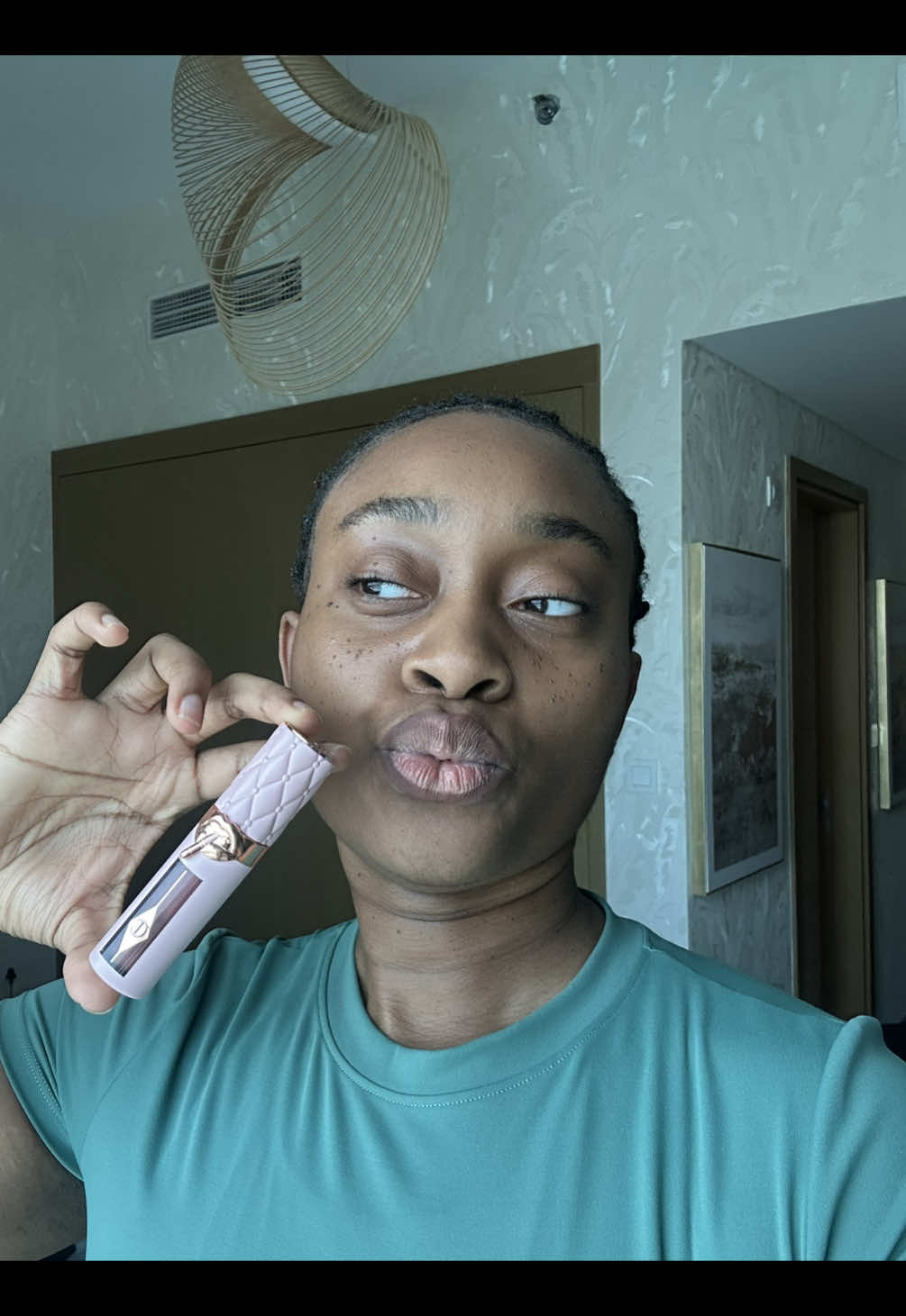 @Chioma | Dubai Blogger