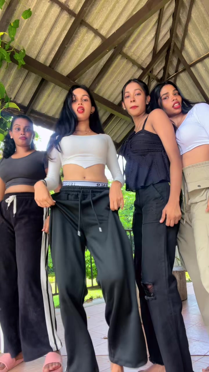 @🎀:ISHANA🪬🧿🪬