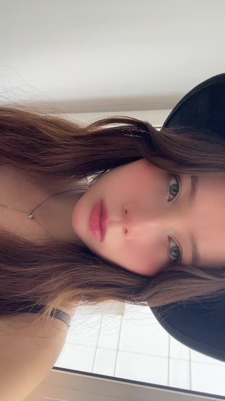 @amina.ugay
