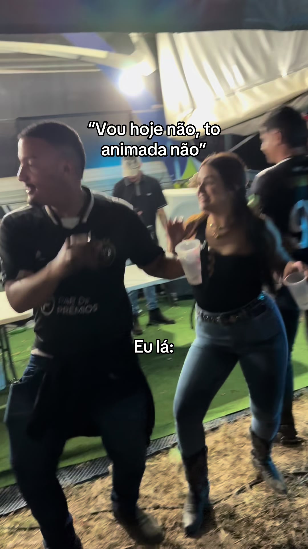 @carlaqueiroz