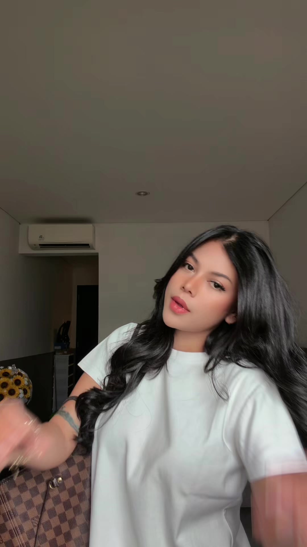 @Kikinii