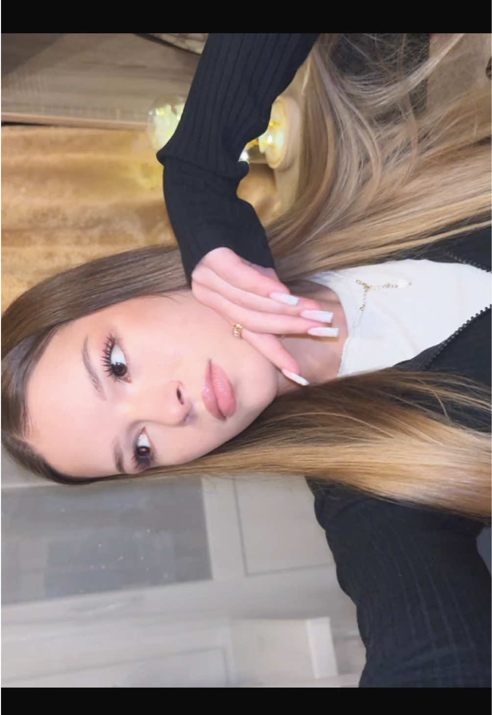 @★