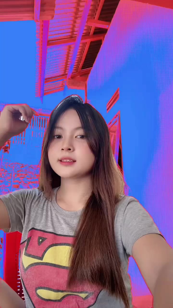@𝐁T̸ | F L Y Y
