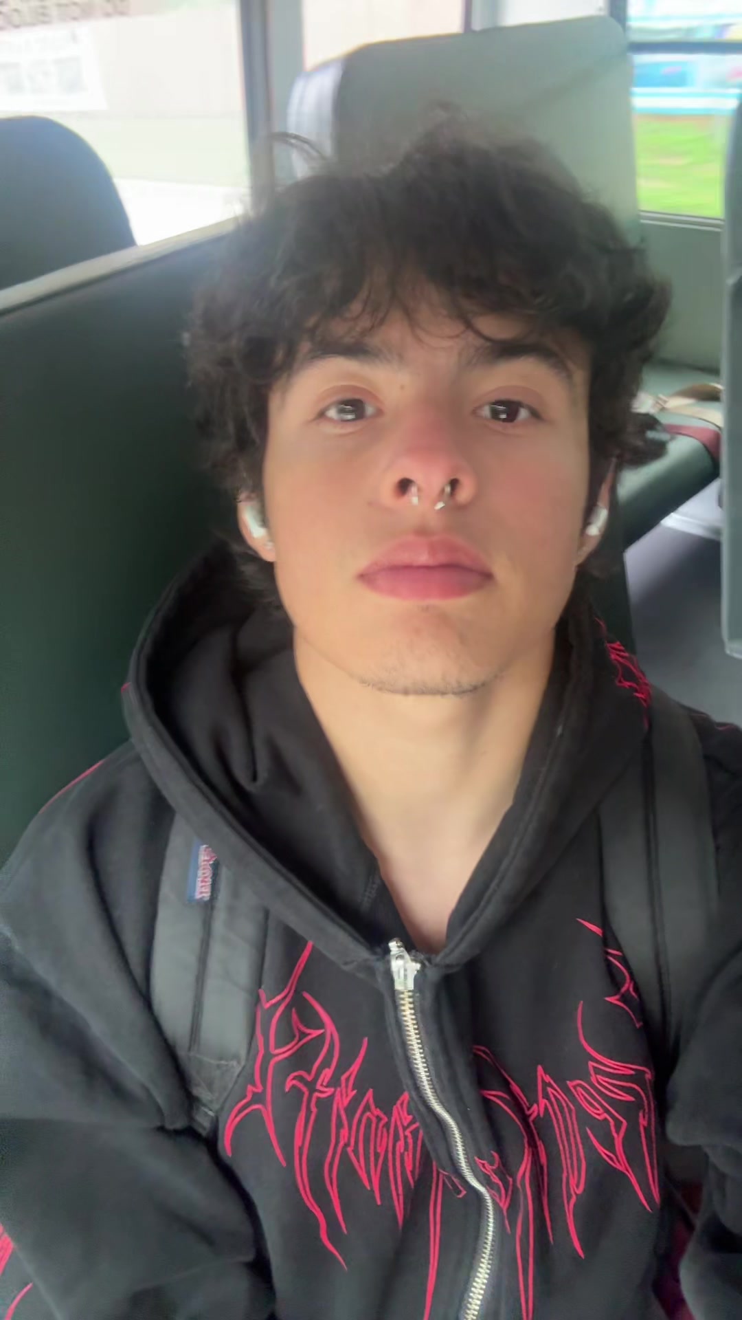 @Sergiiito