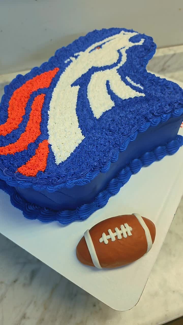 @AmazingCakesByYessy