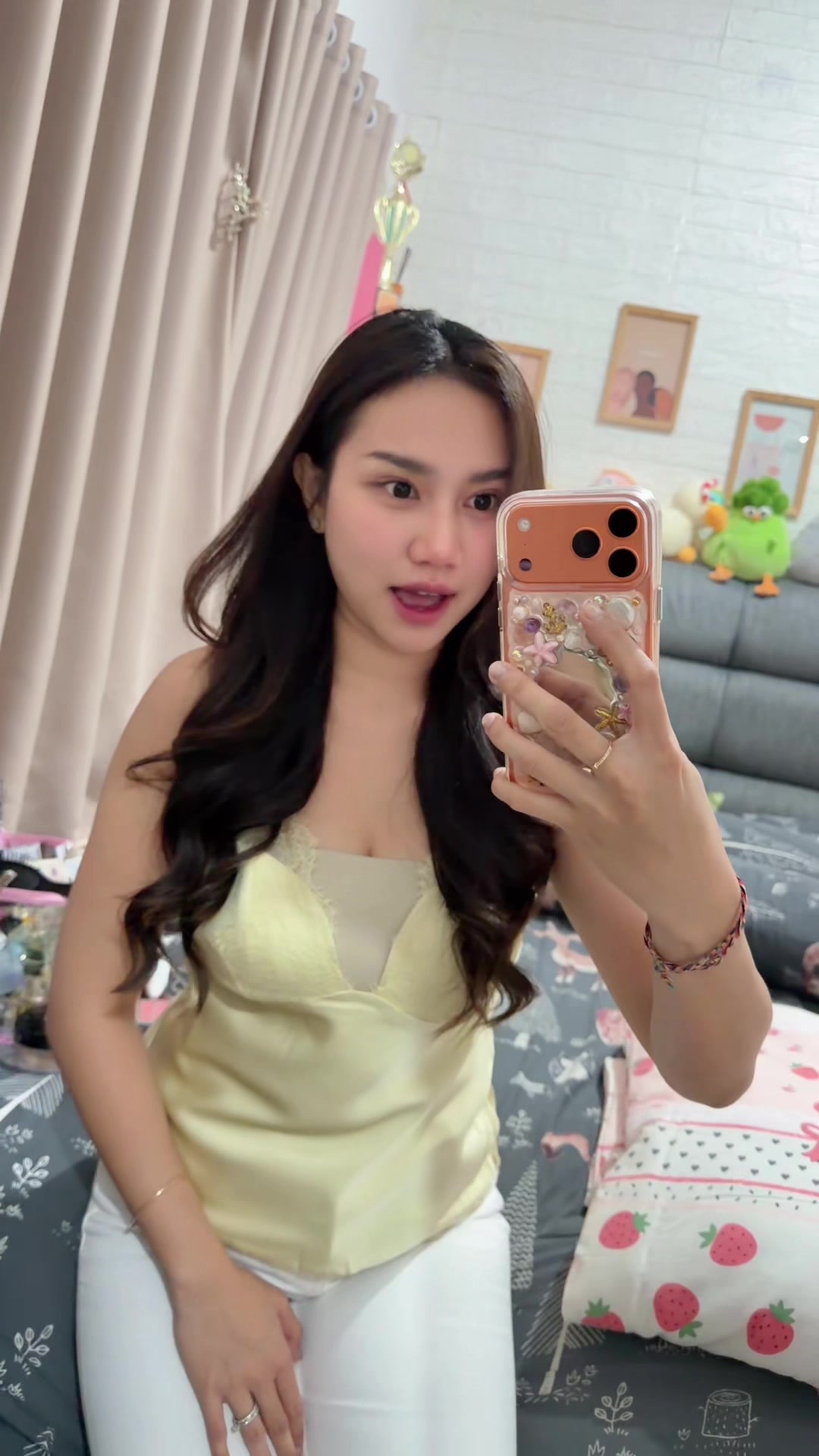 @apriapril