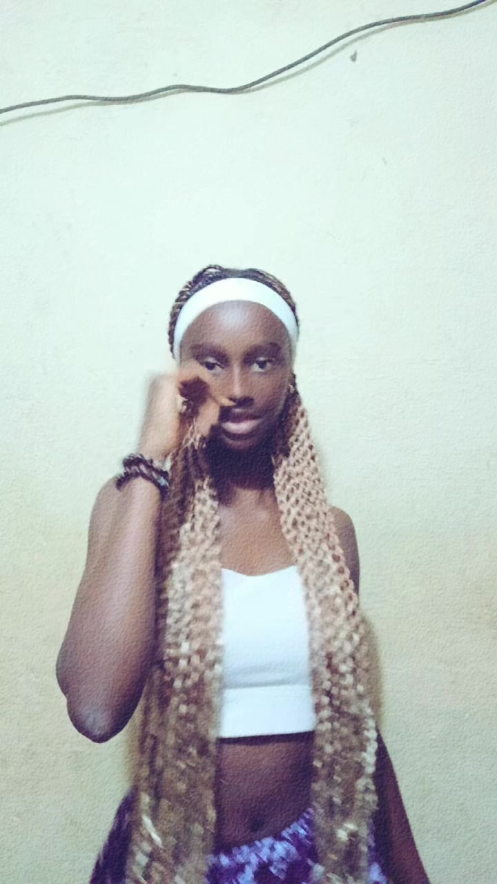 @miss.Barry 184 🇬🇳