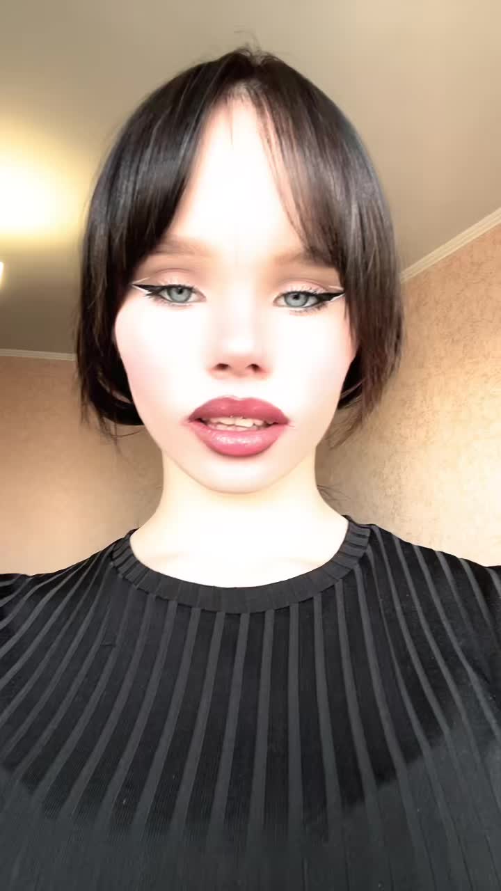 @🦊