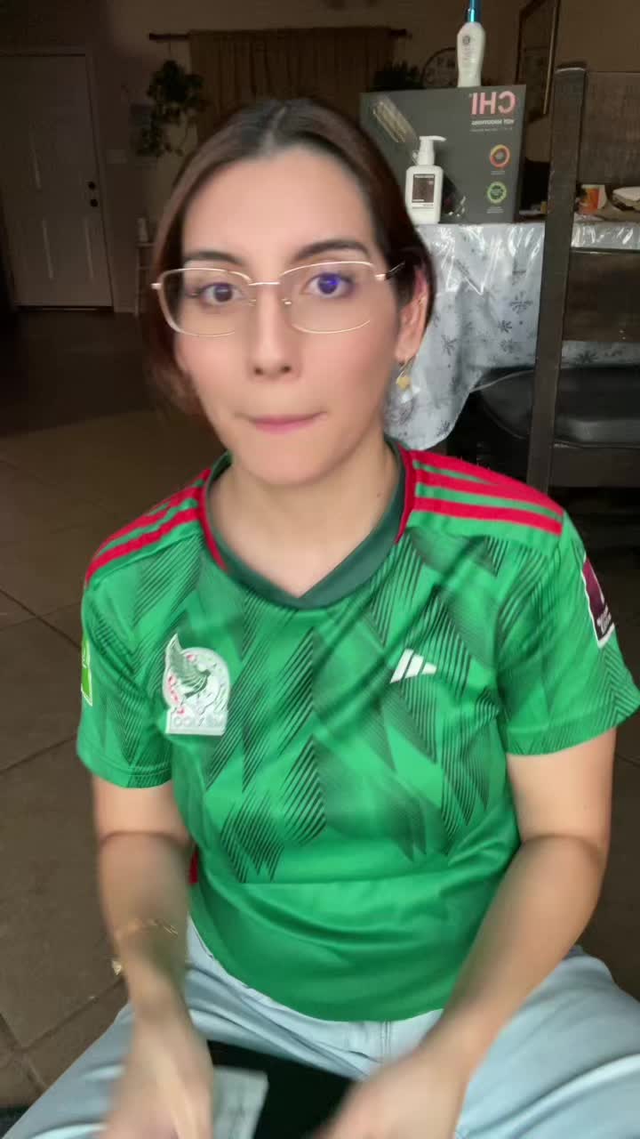 @𝒱𝒶𝓃𝑒𝓈𝓈𝒶 𝑀𝑒𝓃𝒹𝑜𝓏𝒶✨