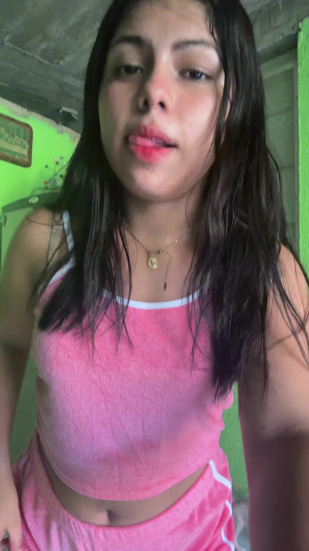 @roussanchez22