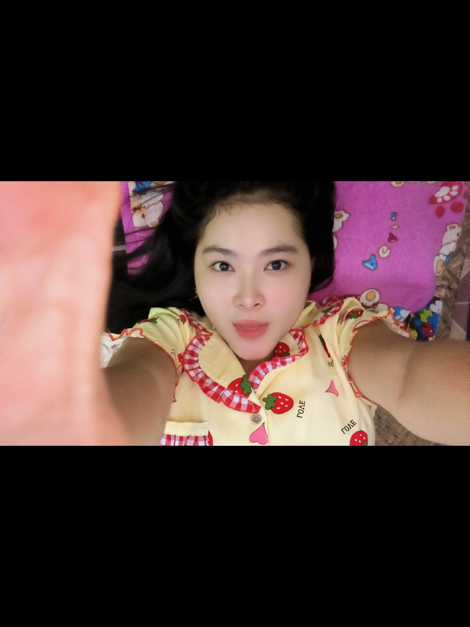@đˇ(ăŹăăŹă )â