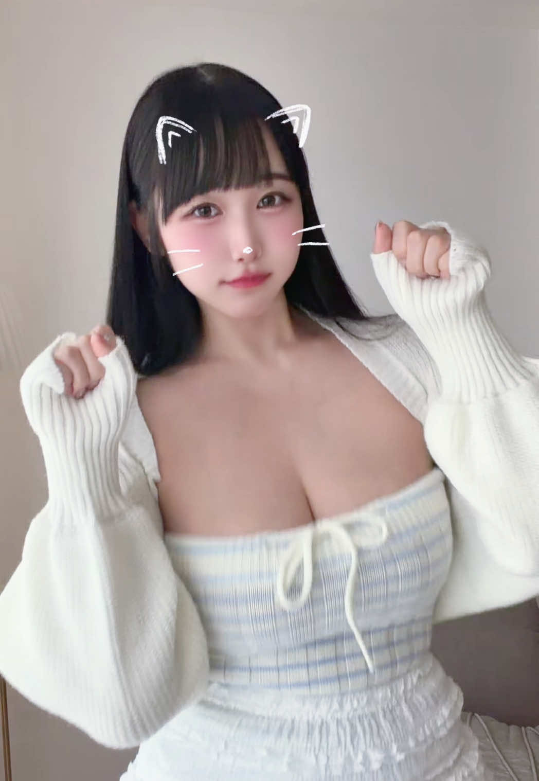 @宇佐美りな