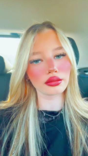 @𝐑𝐎𝐌𝐈