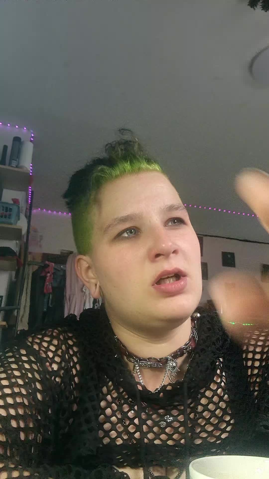 @Queen.diebeklopptencrew