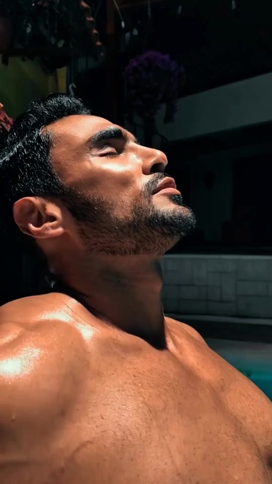 @Hombres Mister Official