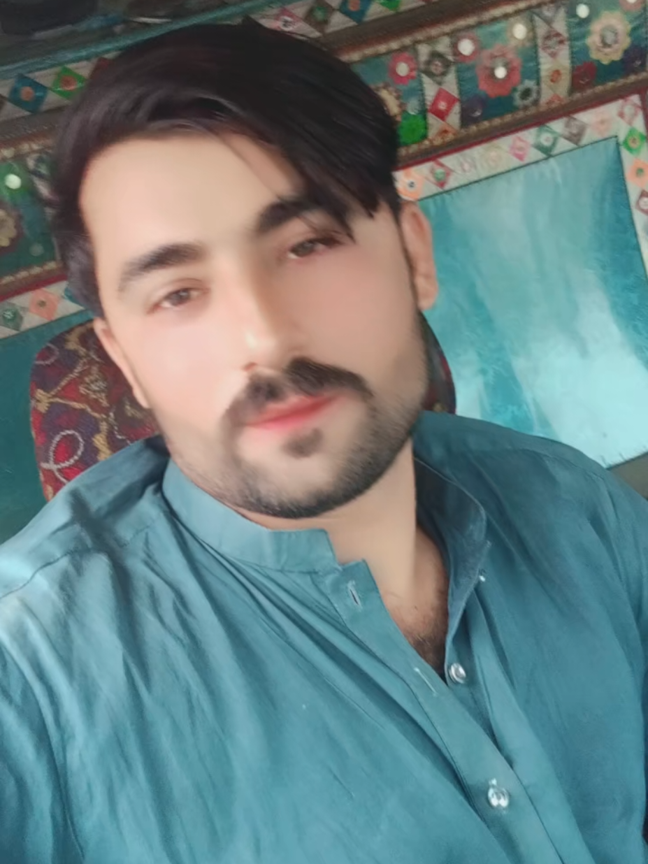 @Zaku Niazi 🇦🇫