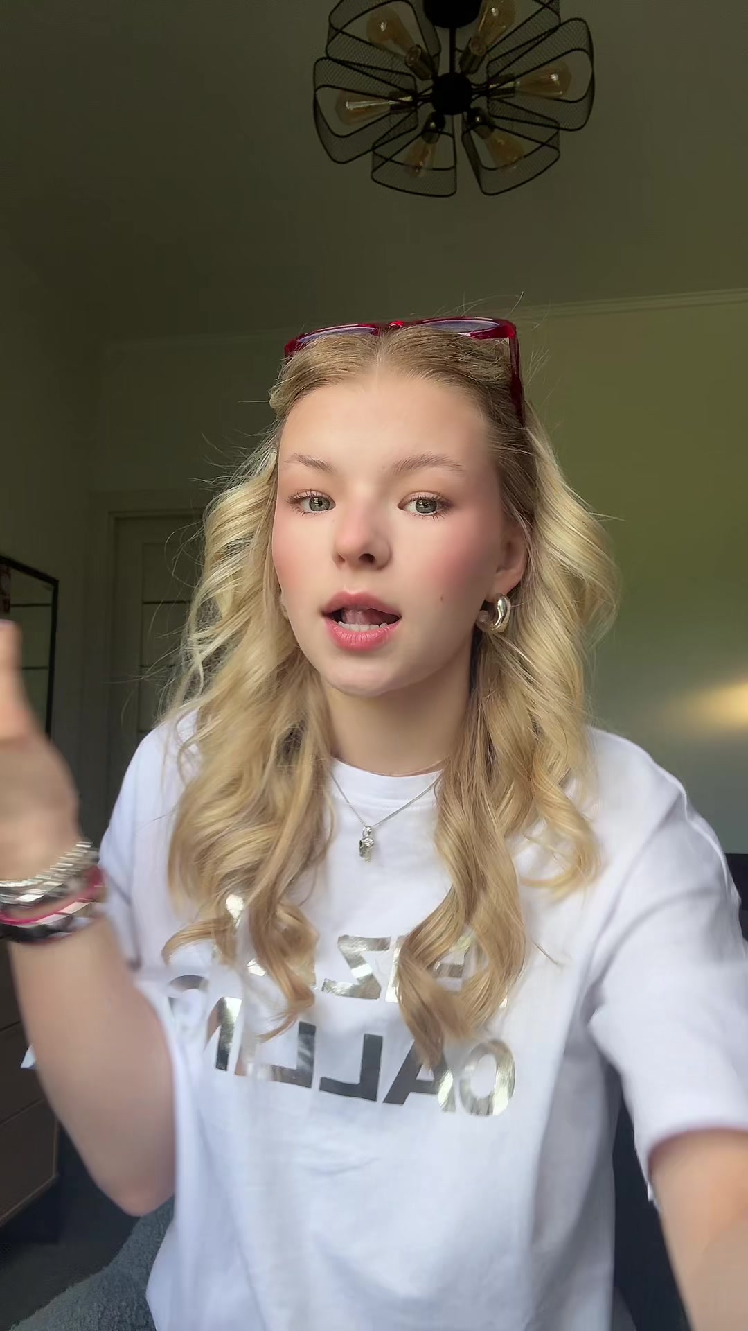 @𝘴𝘶𝘯𝘳𝘪𝘴𝘱