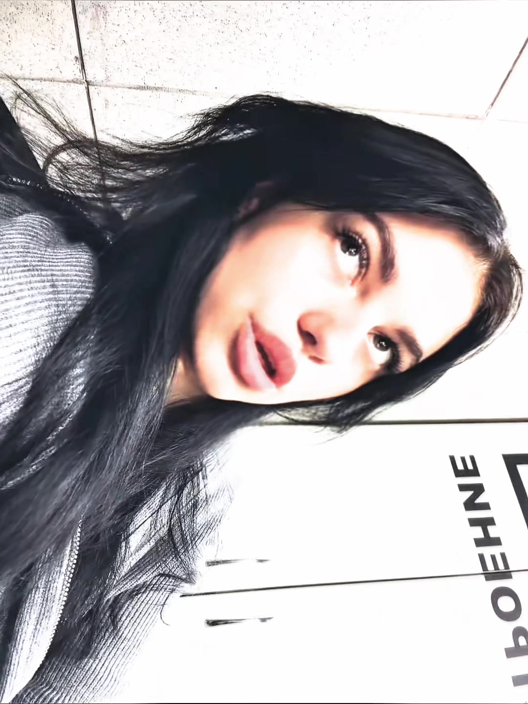 @V.