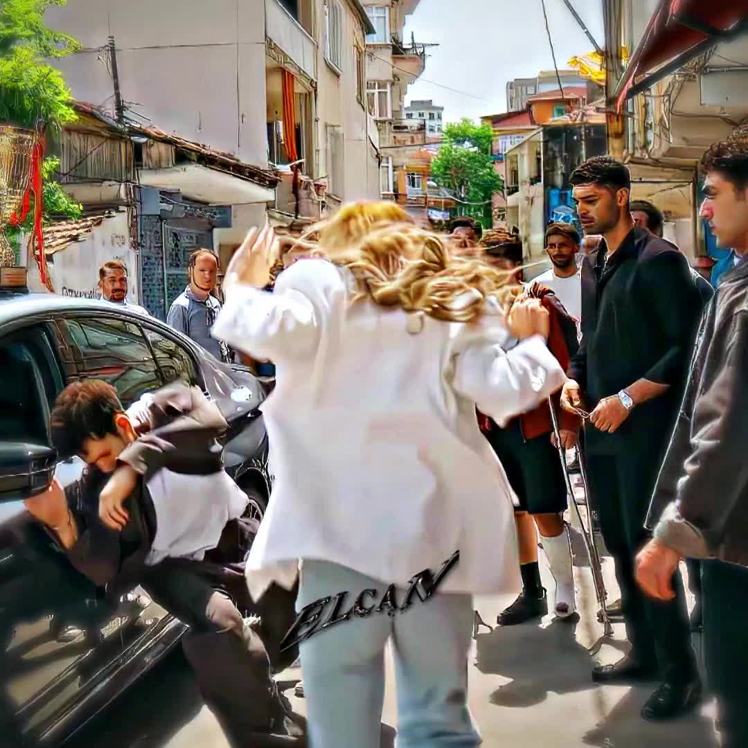 @Elcanae