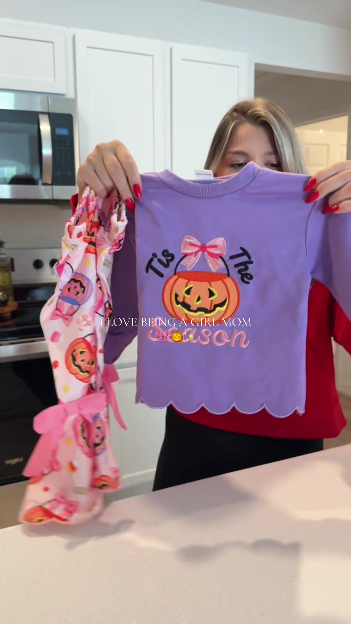 @Caitlyn | Mom Finds & More