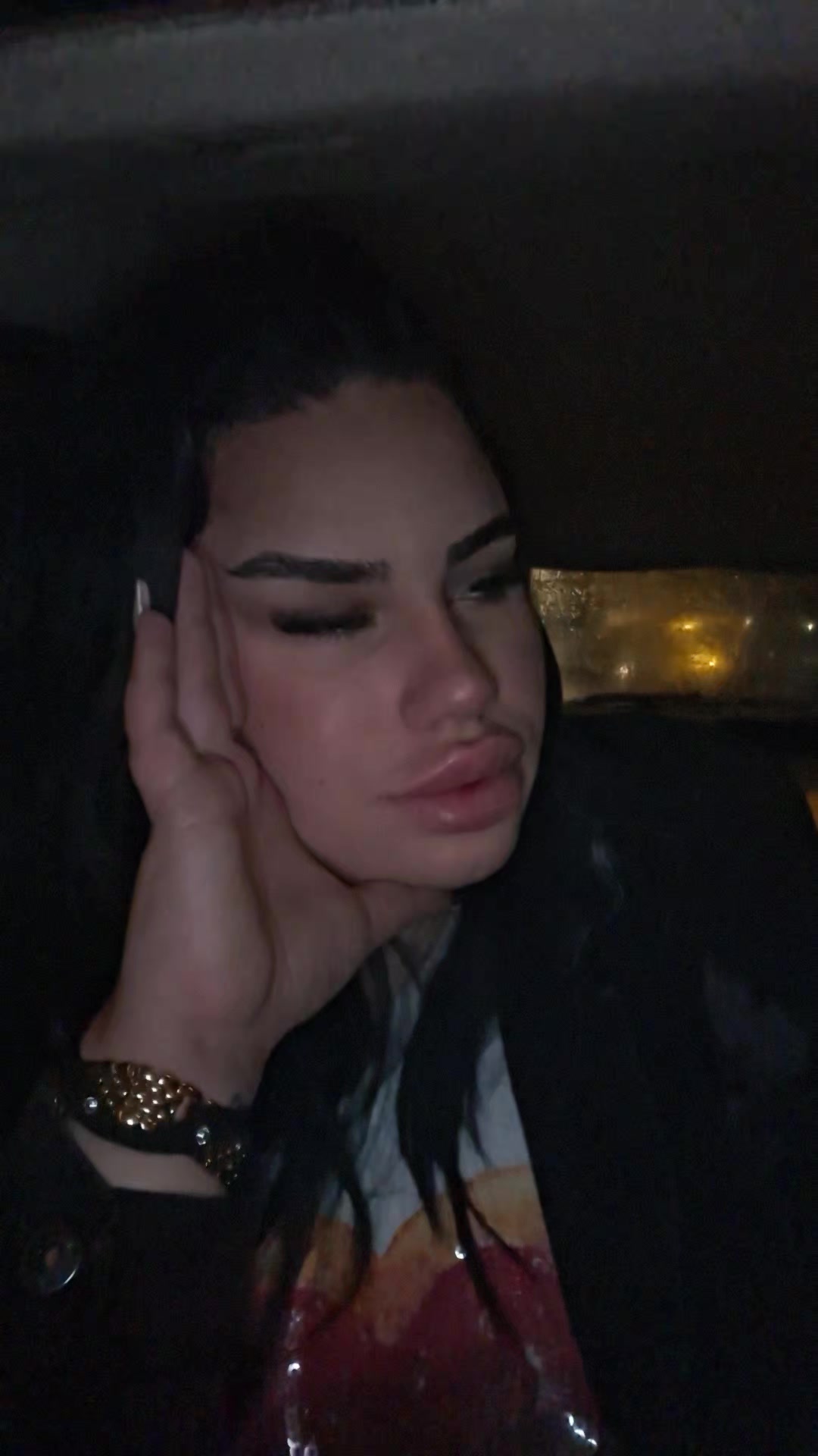 @Jovana 🦂