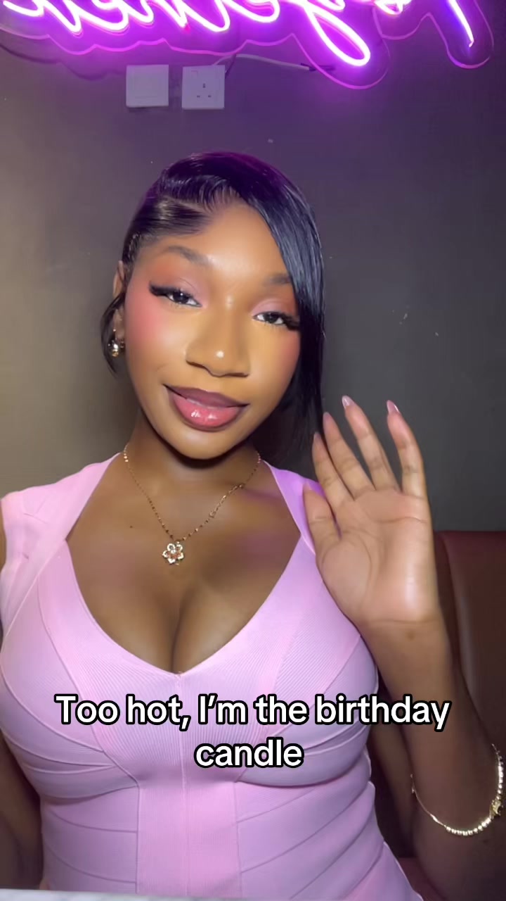 @sarahefere_