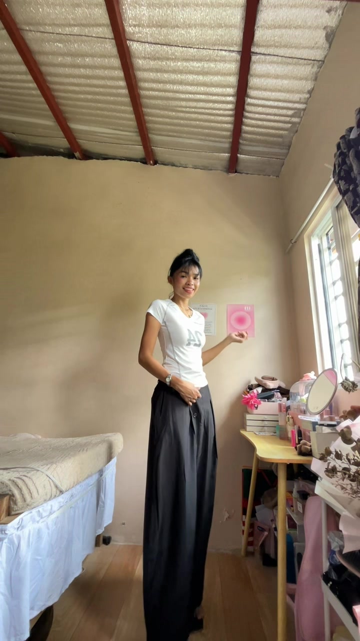@@ishaaemeyyyy on ig