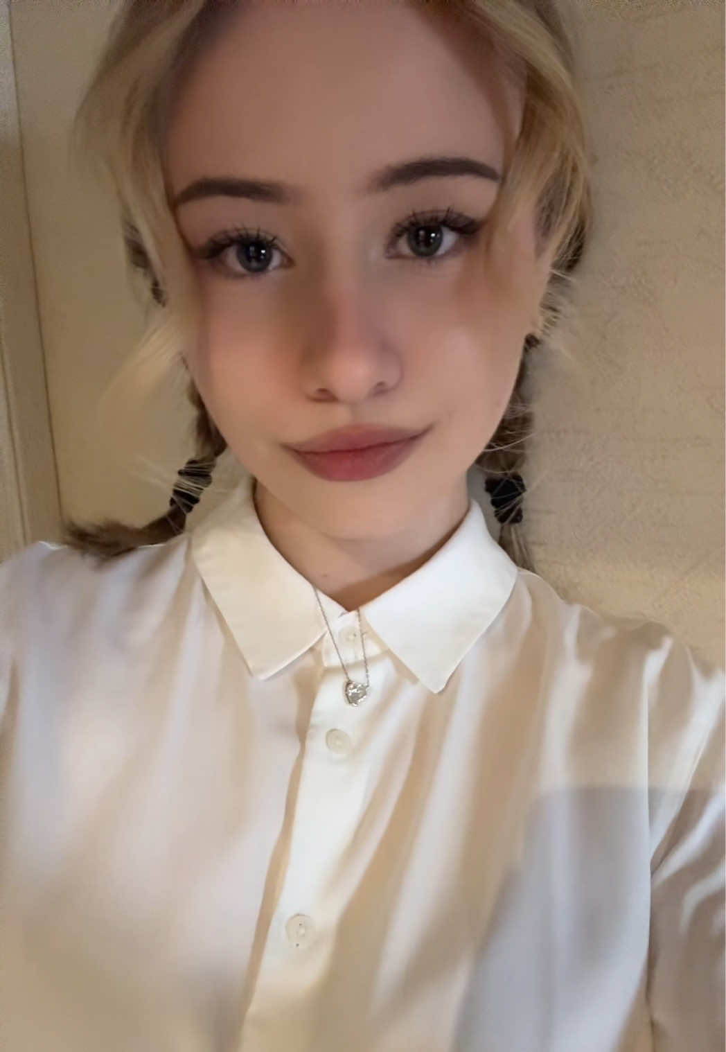 @lelya