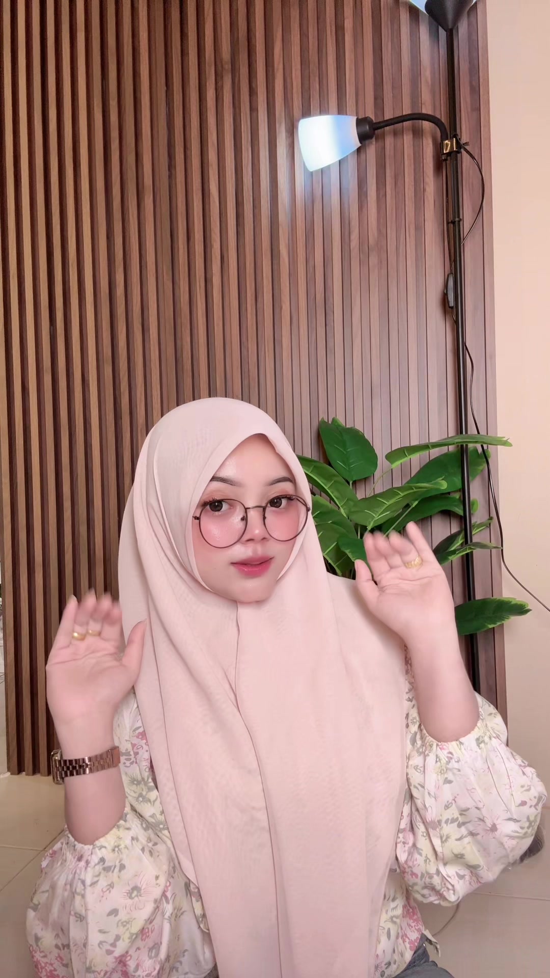@cutkina_