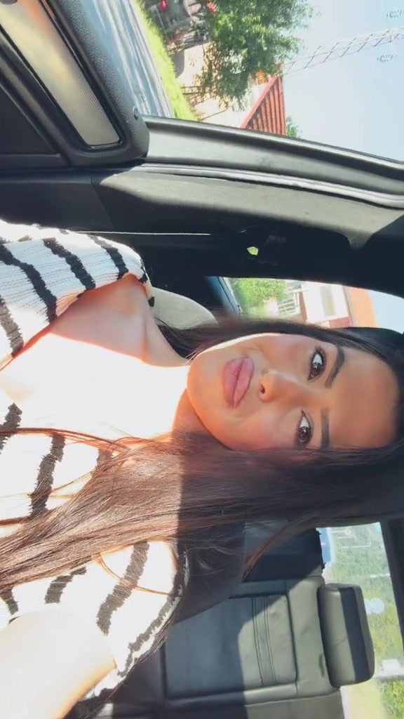 @lara118_b