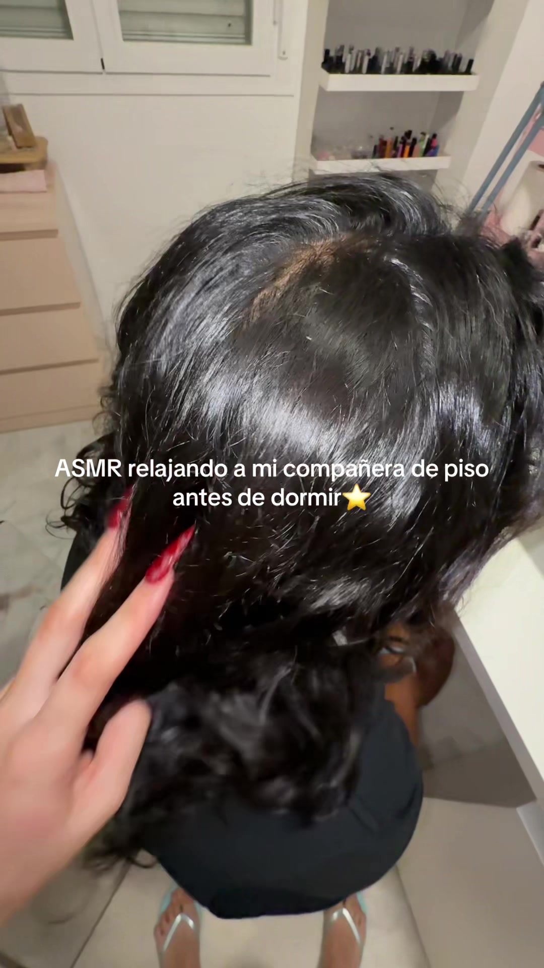 @minadamnnailz