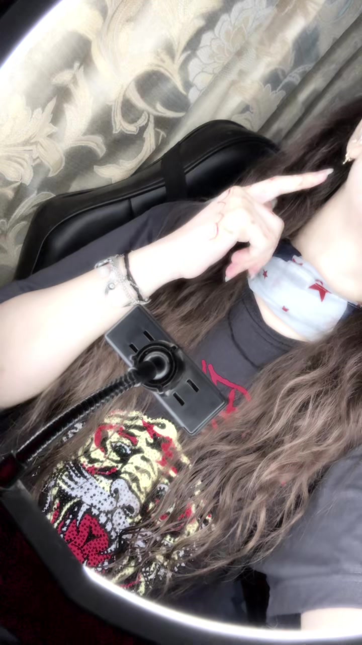@"𝒁𝒊ꪜa͔͔̜̗̦ͩ̅̎__🍁