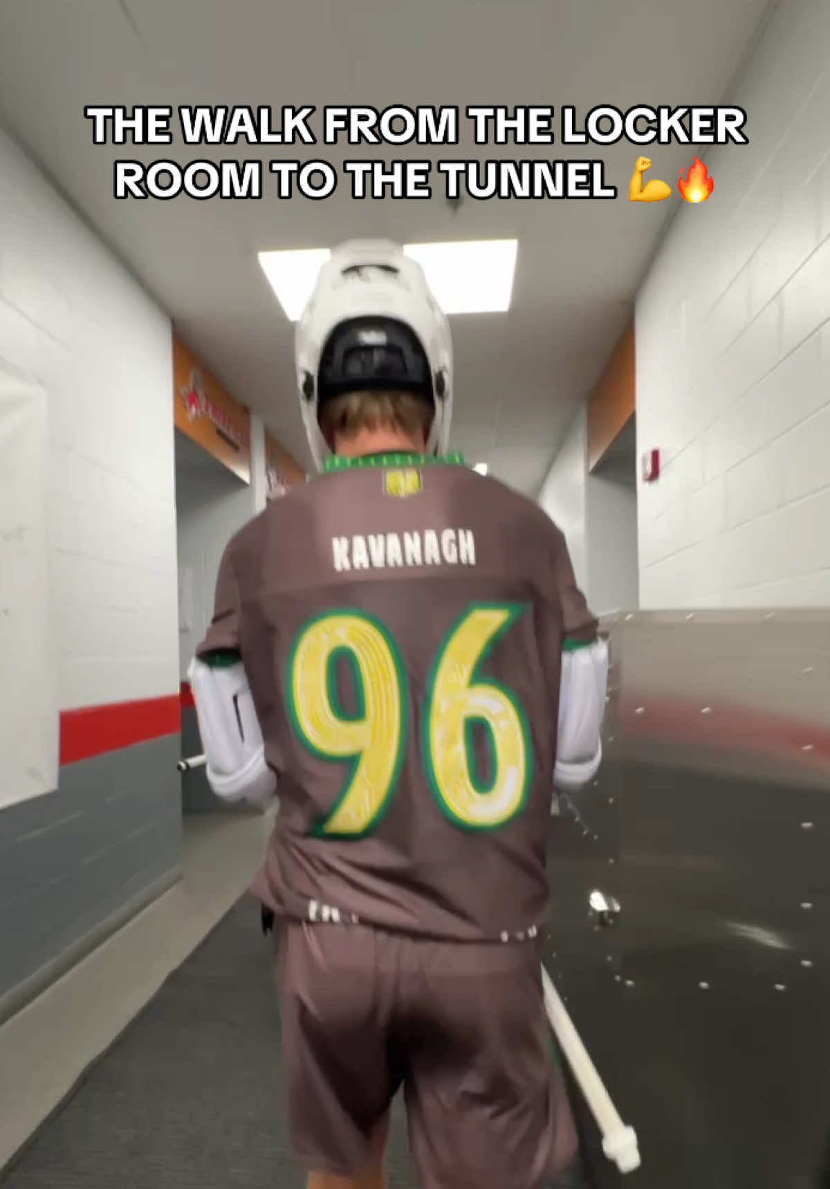 Velma got thicc 🫢 #velma #cosplay | Angel 💗 (@snowangelcake)