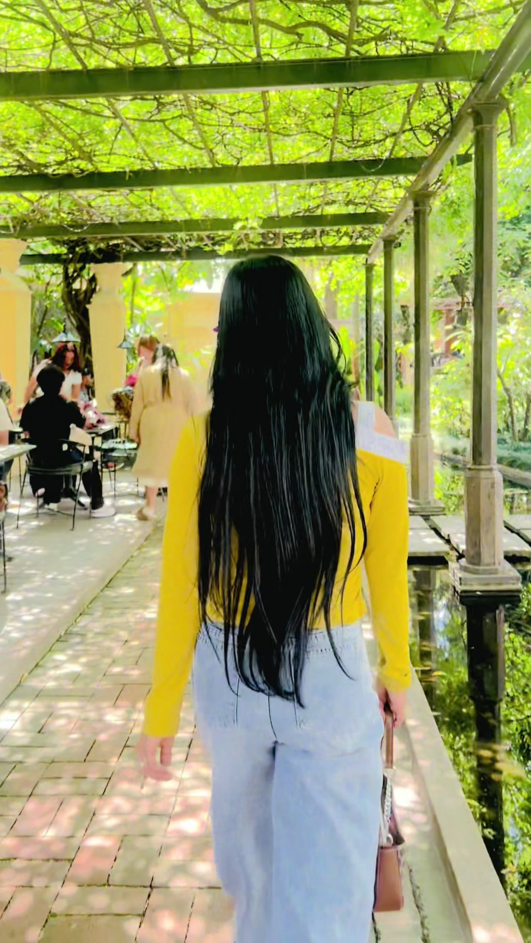 @Nira karki