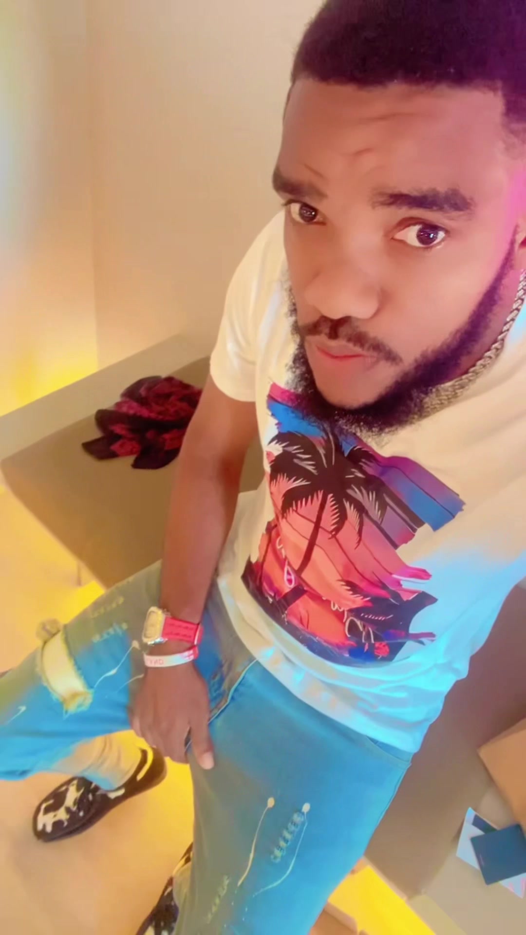 @Oneking👑🇬🇧🇯🇲🇺🇸🇨🇦👑💰