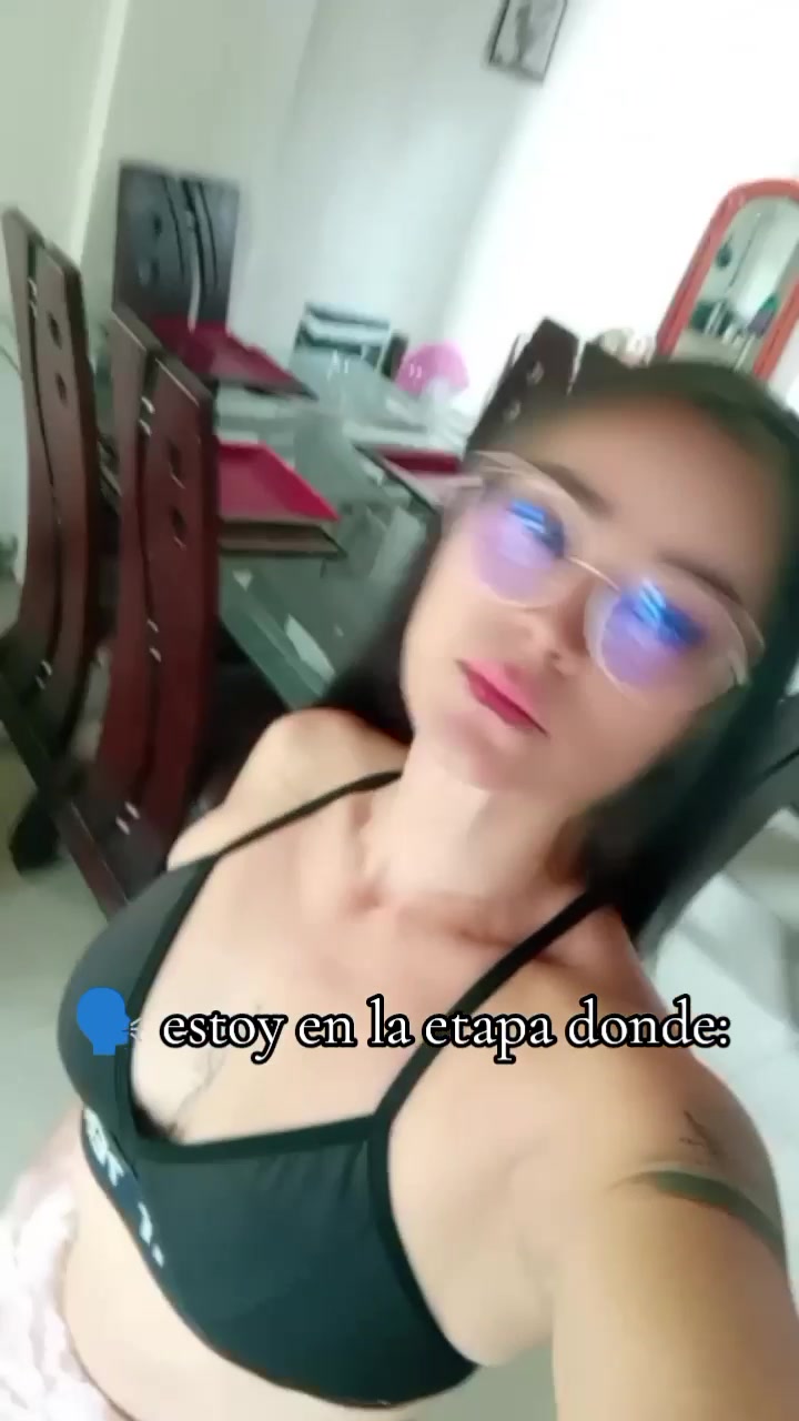 @Melanye Marín💙