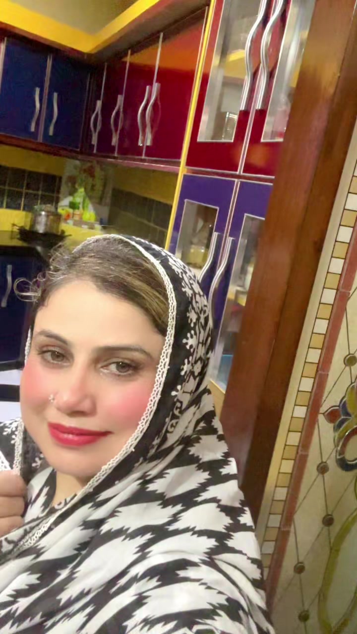 @Munazza rizvi Official