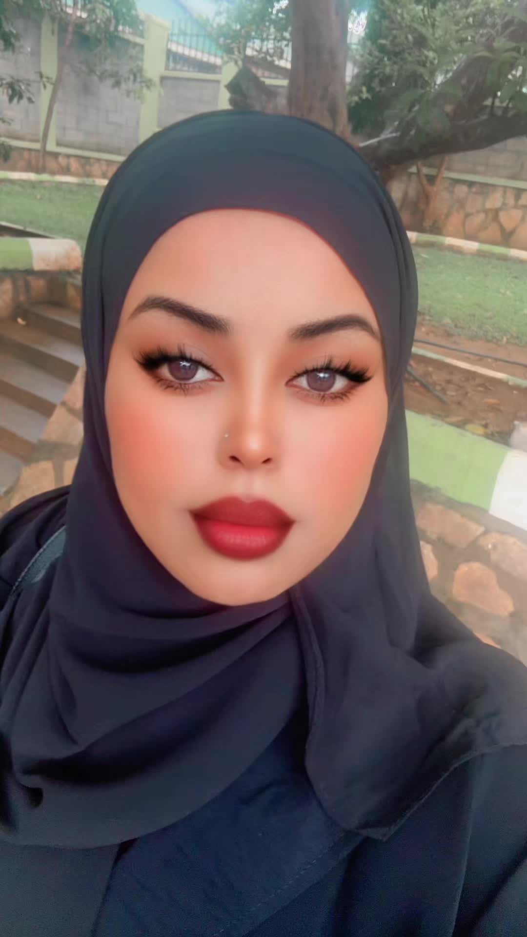 @MAANDEEQ BEAUTY SALON