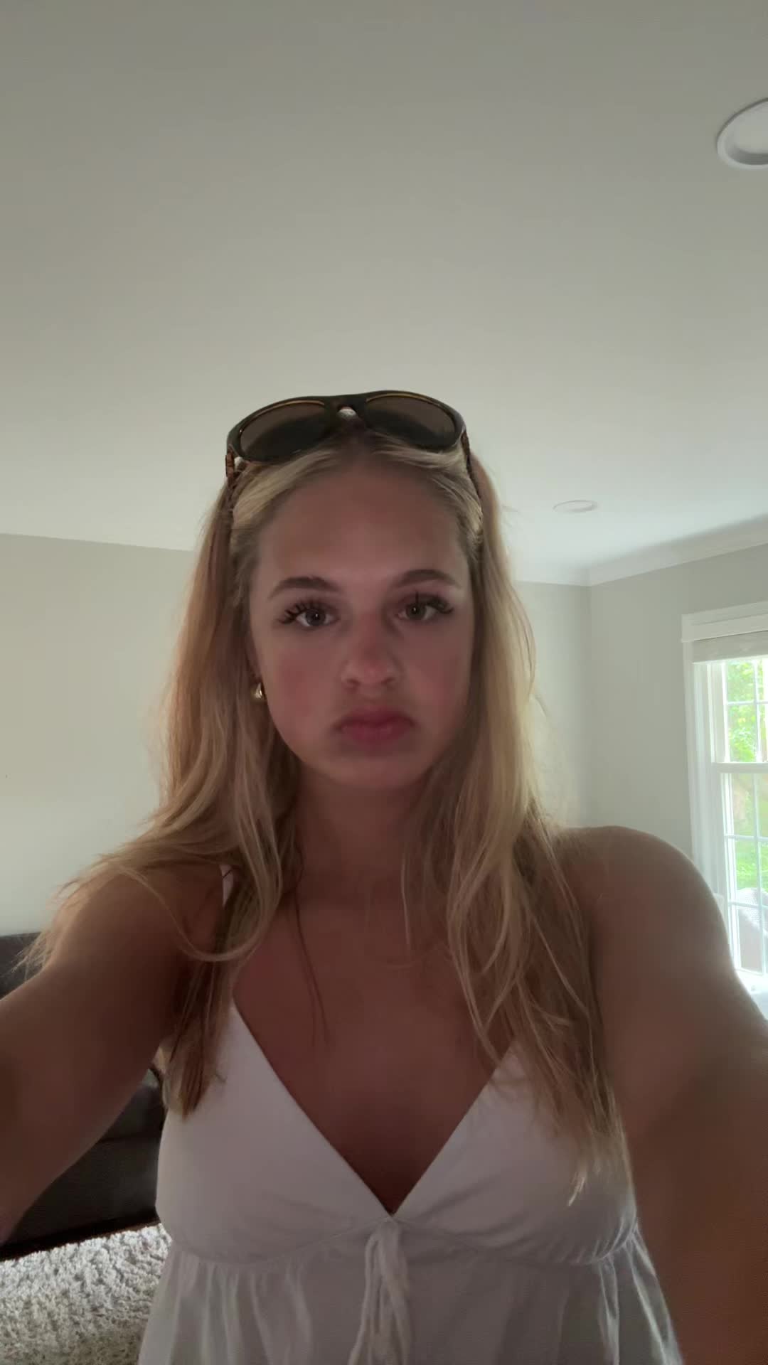 @Eva