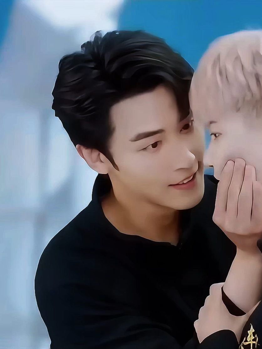 @Layan . lili ๐ฆโจ๏ธ